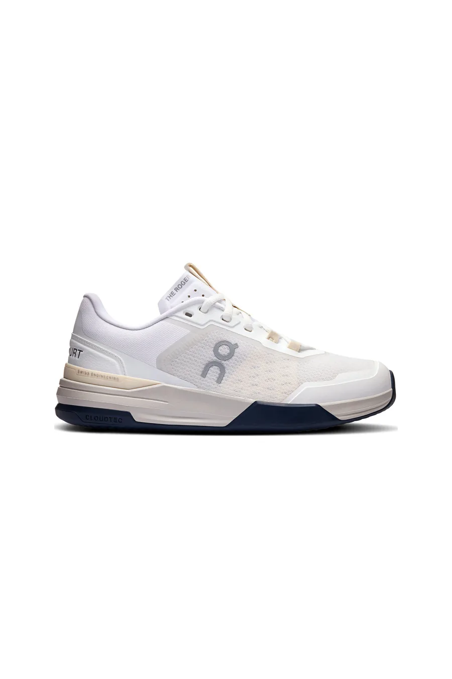On THE ROGER Advantage Pro clay shoes